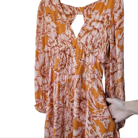 Band Of The FreexBand Of Gypsies XS Flowy Floral Babydoll Mini Dress Gold Blush - Picture 6 of 14